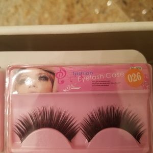 Fashion eyelashes
